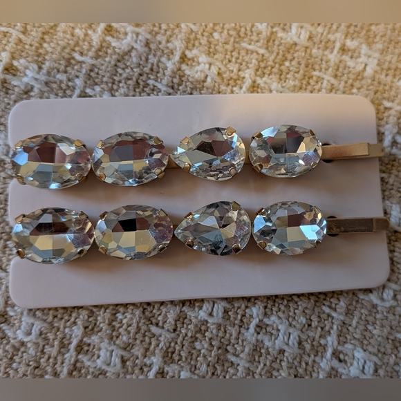 Accessories - 🌿 Crystal Teardrop and Oval Hair Pins - Clear Rhinestone Accent